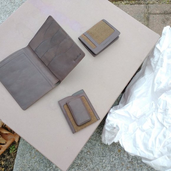 Cole Haan tweed/leather tote bag plus 3 wallets - Picture 4 of 9